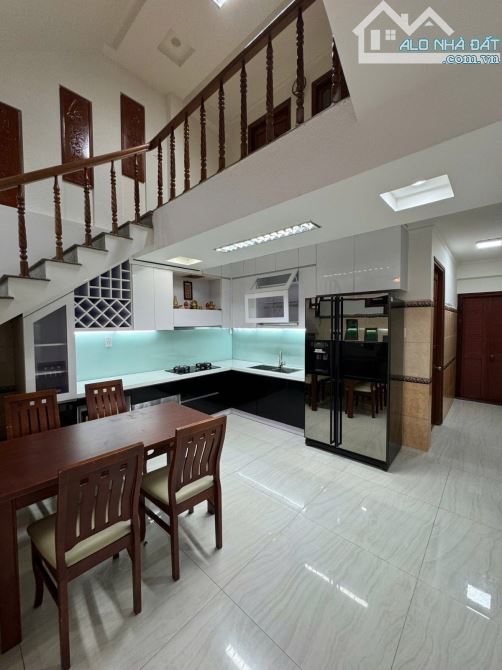 Nhà 4 Tầng Gần 70m2 Trung Tâm Hải Châu- Trước Nhà 5M- Cách Mặt Tiền Vài Căn Nhà - 1