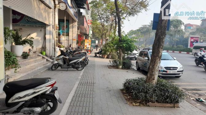 Bán Nhà Mặt Phố Văn Cao Quận Ba Đình 50m7T MT5,5m Vỉa Hè 35 Tỷ Văn Cao. - 1