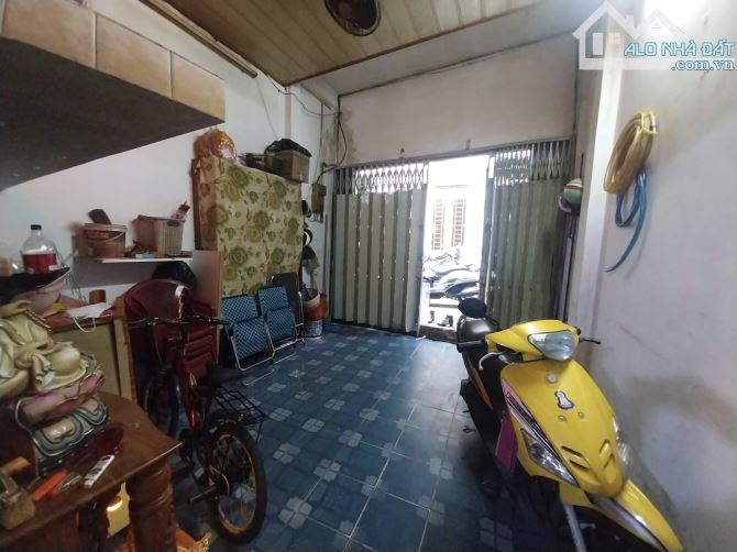 Bán Nhà phường 9 quận 11 đường thái phiên , hẻm ôtô 3 tầng giá bèo chỉ 4,9tỷ - 1