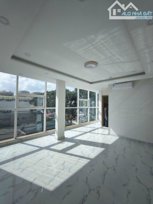 Cho thuê toà nhà số 29 Nguyễn Khắc Nhu, Phường Cô Giang, Quận 1 - 2