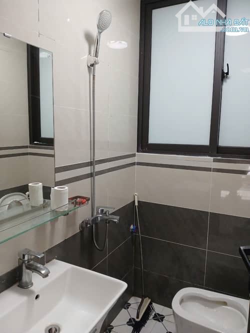 Bán Nhà 82m² Yên Phúc, Hà Đông - Mặt Tiền 9.2m, Ô Tô Đỗ Cửa, Gần Phố, Giá 12.9 Tỷ - 2