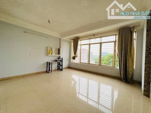 Bán Nhà Phân Lô 50m² Khu Văn La, Hà Đông - Gara Ô Tô, Vỉa Hè, Kinh Doanh Vip - Giá 12.8 Tỷ - 2