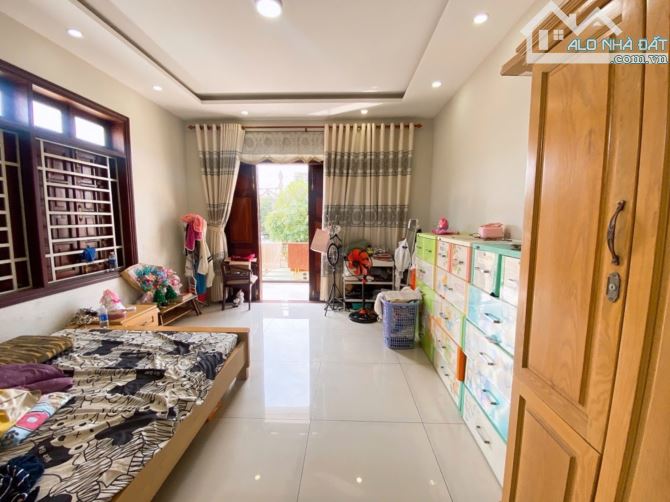 BIỆT THỰ MT ĐƯỜNG 61, DT 338m², NGANG 10M, KINH DOANH ĐỈNH - PHƯỚC LONG B, Q9 - 2