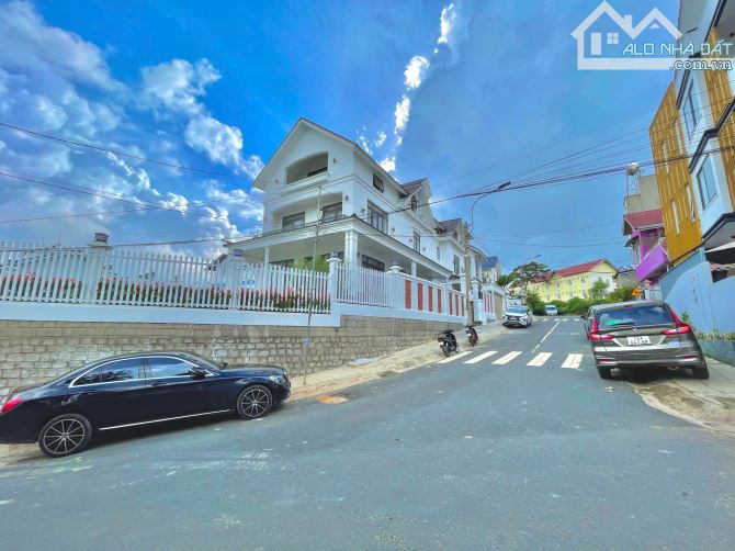 Nhà 2 Mặt Tiền Khu Biệt Thự Nghỉ Dưỡng KQH Nguyễn Khuyến. P5. 379m2. Giá Chỉ 14,5 Tỷ TL - 2