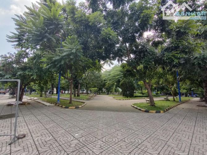 Bán nhà mặt tiền P.TâyThạnh, Q.TânPhú 55m2 2T 2PN gần AEON, chợ, trường học chỉ 6 tỷx - 3
