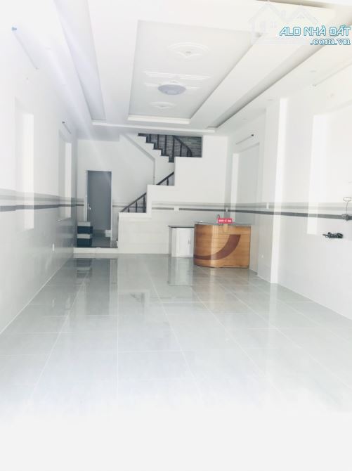 Bán nhà 1 trệt 2 lầu hẻm ô tô đường Hoàng Hoa Thám - 3