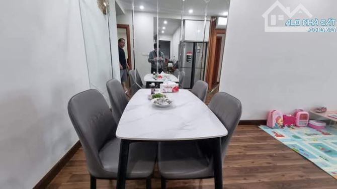 Bác Minh bán gấp Căn hộ P1204 Thành phố Giao Lưu, Bắc Từ Liêm, 78m2, 2PN, 4 tỷ 2 - 3