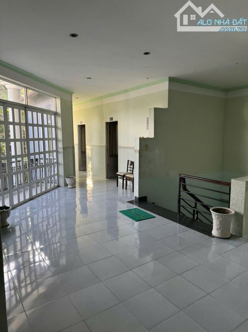 Nhà 790 mặt tiền Nguyễn Hữu Cảnh p. Đông Hòa Tp. Dĩ An - 3