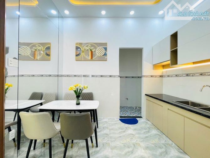 Nhà đẹp HXH chỉ 4.65 tỷ Thống Nhất, ngay City land, full nội thất cao cấp - 3