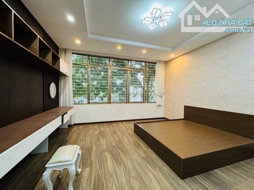 Bán Nhà Phân Lô 50m² Khu Văn La, Hà Đông - Gara Ô Tô, Vỉa Hè, Kinh Doanh Vip - Giá 12.8 Tỷ - 3