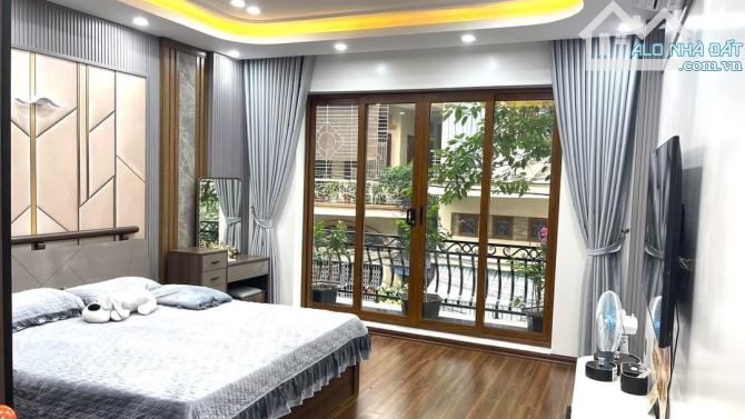 BÁN NHÀ P.NGHĨA ĐÔ 65m2 × MT6m - PHÂN LÔ VIP - Ô TÔ TRÁNH + GARA - GẦN PHỐ - 3