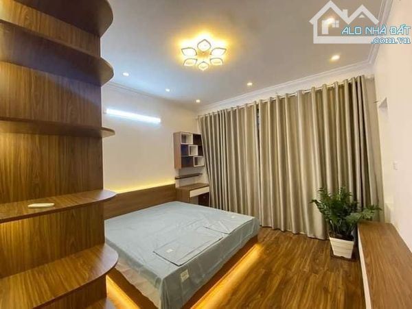 GẤP Chính chủ nhờ bán căn  60m2 ô tô vào nhà phường Mai Động, vỉa hè đá bóng, chủ tự xây - 4