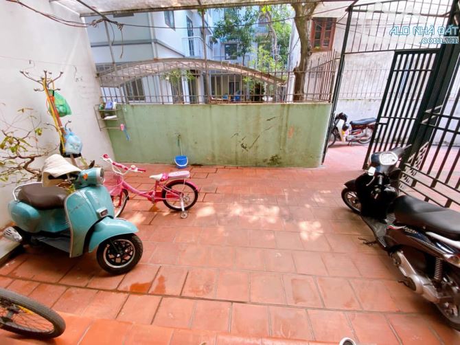 Bán nhà mỗ lao Hà Đông gần ô tô tránh 78M2 chỉ nhỉnh 10 tỷ - 4