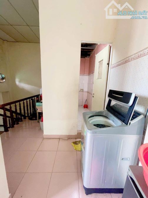 Nhà 2 tầng kiệt ô tô - K408 Hoàng Diệu - 5