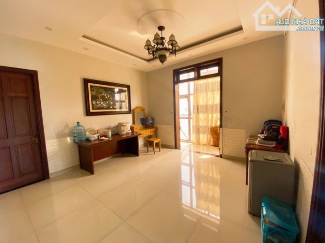 BIỆT THỰ MT ĐƯỜNG 61, DT 338m², NGANG 10M, KINH DOANH ĐỈNH - PHƯỚC LONG B, Q9 - 5