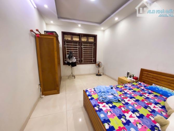 BIỆT THỰ MT ĐƯỜNG 61, DT 338m², NGANG 10M, KINH DOANH ĐỈNH - PHƯỚC LONG B, Q9 - 7