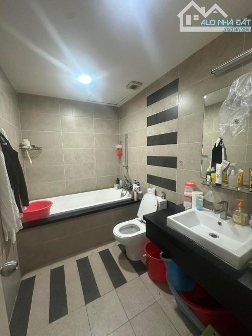 CĂN HỘ 2PN 2WC CHUNG CƯ STARCITY 23 LÊ VĂN LƯƠNG - NHỈNH 5 TỶ - 7