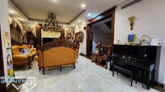 Bán Biệt Thự 5.2ha Yên Hòa DT 310m2, Mặt tiền 18m - 4 Ô tô tránh - Giá 109 tỷ - 7