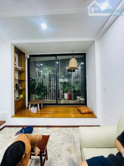 Bán nhà khu phân lô 918 phúc đồng 50m² , mt 4m , 4 tầng vỉa hè ôtô tránh giá 11,9 tỷ . - 7