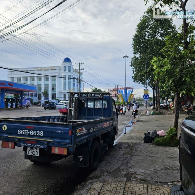 Bán nhà mặt tiền trần hưng đạo, phan thiết buôn bán kinh doanh cực tốt