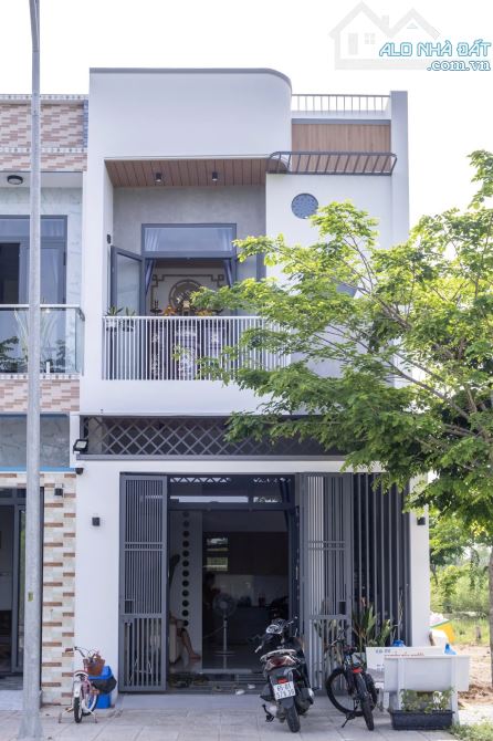 🏡 Bán Nhà Đẹp Bình Chánh – Đường Bà Thau, Xã Tân Kiên Diện Tích: 82,8m² – Sổ Hồng Riêng