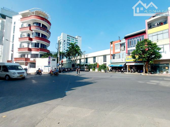 BÁN NHÀ MẶT TIỀN ÚT TÍCH 7,5X20 NGAY NGÃ 4 HOÀNG VIỆT- KHU VIP ĐỆ NHẤT KHÁCH SẠN CHỈ 53 TỶ
