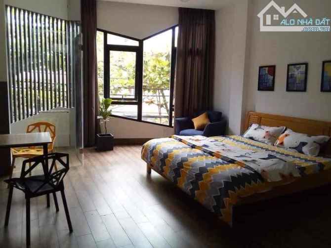 Nhà 3 tầng mặt phố đường Nguyễn Chí Diễu, kinh doanh dòng tiền, bên chợ An Hải Bắc