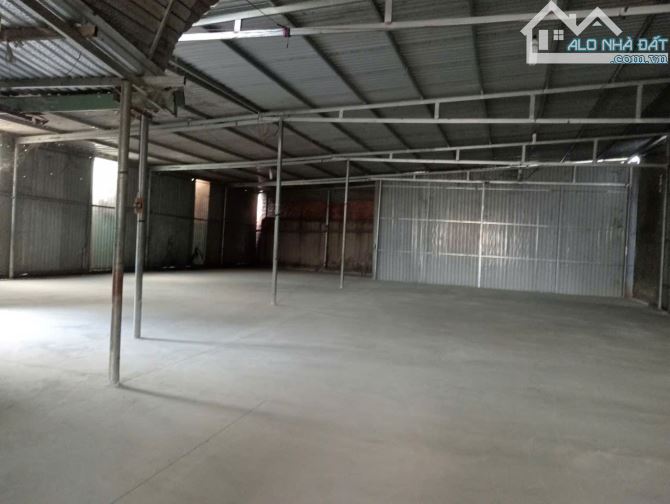 Cho thuê 700m2 xưởng có nhà cấp 4 Bình Chuẩn _ Thuận An BD giá chỉ 18 tr/ tháng