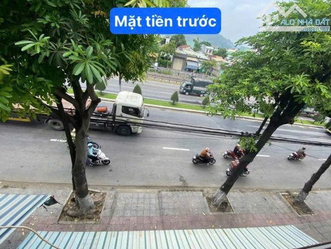 Nhà 2 mặt tiền trước và sau Trường Chinh,thanh khê