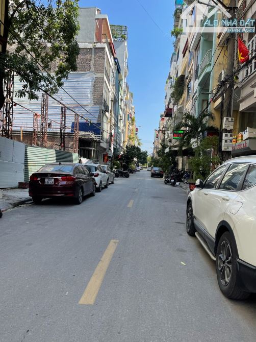 BÁN NHÀ PHỐ TRẦN ĐĂNG NINH HÀ ĐÔNG, VỈA HÈ KINH DOANH ĐỈNH, DT: 50M2, GIÁ 15,2 TỶ