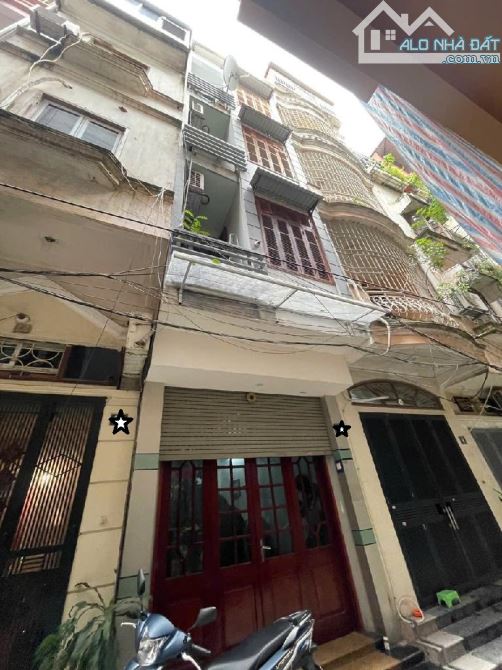 Bán nhà 4 tầng, phố VIP Chùa Bộc, ngõ ô tô đỗ cửa, thông thoáng, chỉ hơn 11 tỷ