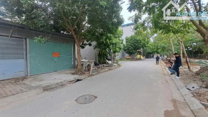 BÁN ĐẤT PHÂN LÔ VỈA HÈ - ÔTÔ TRÁNH- KINH DOANH - LA KHÊ - Hà ĐÔNG, DT 50M GIÁ 11.25 TỶ