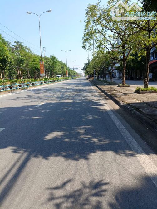 Bán nhà mặt Phố Trần Thái Tông - TP Thái Bình,DT 86.5m2, MT 4.8m,Giá Nhỉnh 8.6