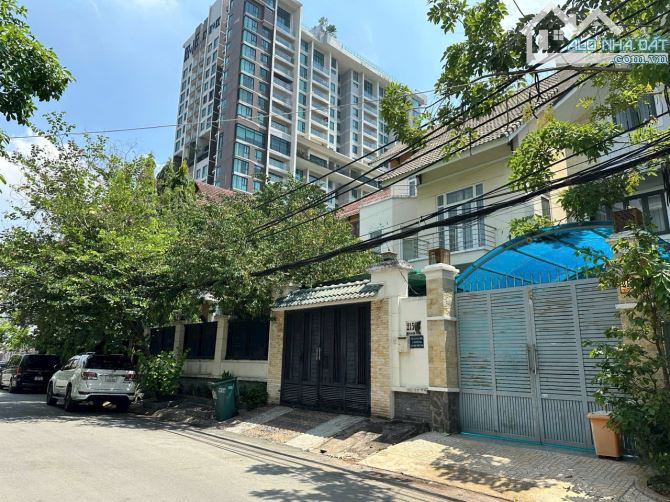 BÁN BIỆT THỰ 379 M2 THẢO ĐIỀN Q.2 GIÁ 95 TỶ - 1