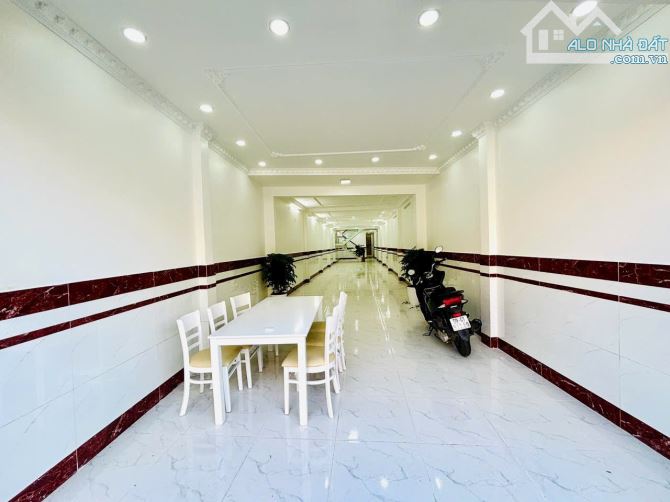 Bán Nhà Mặt Tiền Q12 - Sát Bên Metro- 160M2- 2 Tầng Chỉ Hơn 11 Tỷ. - 1