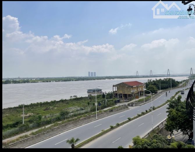 MẶT PHỐ - VIEW SÔNG HỒNG - VỈA HÈ - KINH DOANH- 2 THOÁNG- THUẬN TIỆN TRỤC RA SÂN BAY - 1