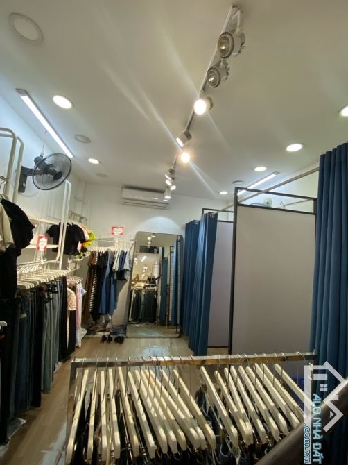 LÔ GÓC - MẶT PHỐ CHÙA LÁNG - KINH DOANH ĐỈNH, 73M2, NHỈNH 27 TỶ - 2