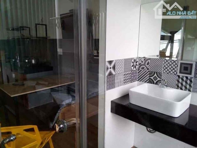Nhà 3 tầng mặt phố đường Nguyễn Chí Diễu, kinh doanh dòng tiền, bên chợ An Hải Bắc - 2