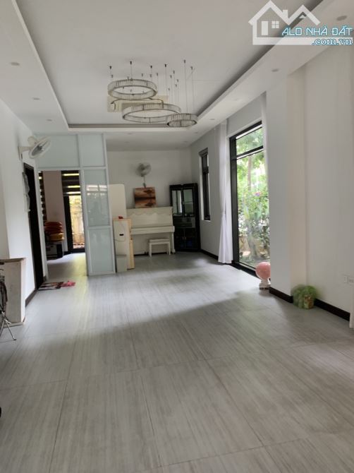 🔥 BIỆT THỰ STARLAKE TÂY HỒ TÂY -LÔ GÓC 3 MẶT THOÁNG - 270M² MT 10M - NỘI THẤT 10 TỶ - 6
