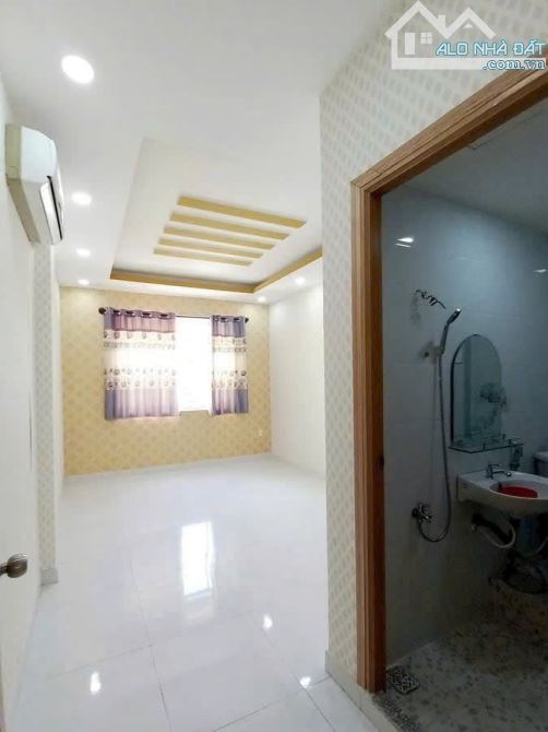 Bán nhà mới Q.4 Tôn Đản 39m2 chỉ 4,2tỷ TL - 3