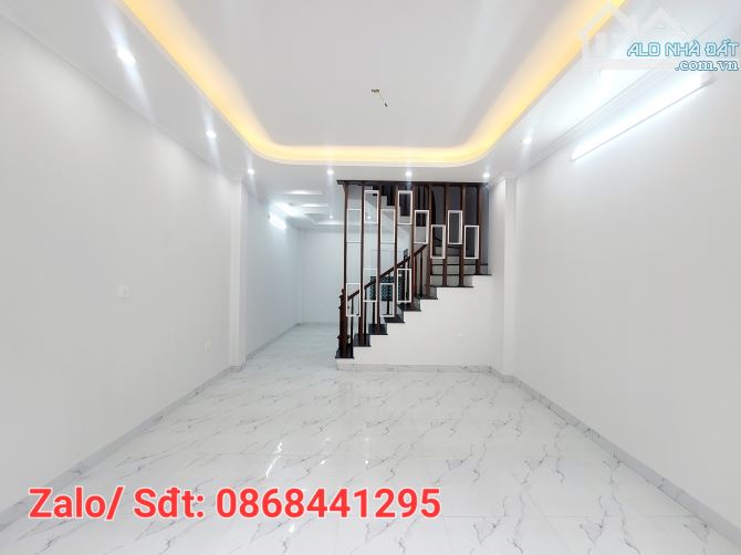 Bán nhà 5 tầng mới xây, diện tích 33m², lô góc 2 mặt thoáng, vào ở ngay, nhình 4 tỷ - 4