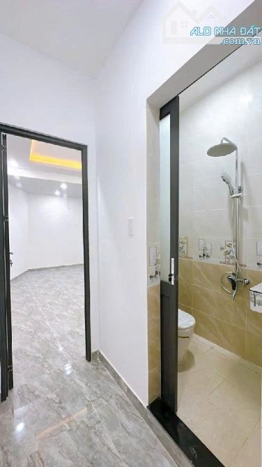 Bán nhà mới Q.4 Tôn Đản 39m2 chỉ 4,2tỷ TL - 4