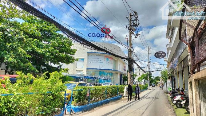 Giảm 300TR, Chủ Ngộp 5 Tỷ Bán Nhà 90m2, Ngay QL13, Gần Coop Mart Bình Triệu, Giá 7,5 Tỷ. - 4