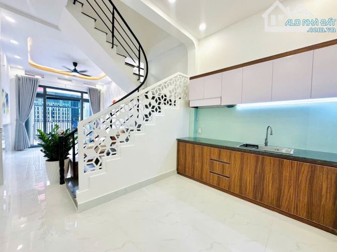 Chính chủ bán gấp nhà 58,5m2 ngay Lê Văn Khương, Q12. Giá: 2 Tỷ 150. Sổ riêng, hẻm ô tô - 4