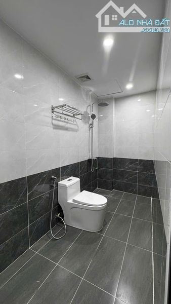 Hiếm! Bán Gấp Nhà Phố Ái Mộ, Hồng Tiến, Bồ Đề, 31m2, 5 Tầng, Phân Lô, Ô Tô, 6 Tỷ Hơn - 4