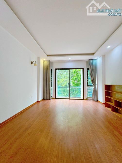 SIÊU PHẨM PHÂN LÔ CĐ  LA KHÊ  - DÂN XÂY - Ô CHỜ THANG MÁY -50M2, 12,8 TỶ - 4