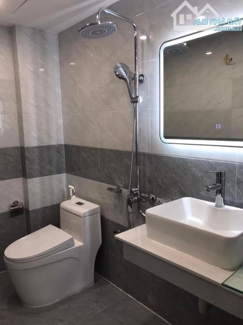 Nhà đẹp Phương Canh 30M, 5 Tầng, 3P Ngủ, 50m đường lớn ô tô đỗ giá 4.7 tỷ - 5