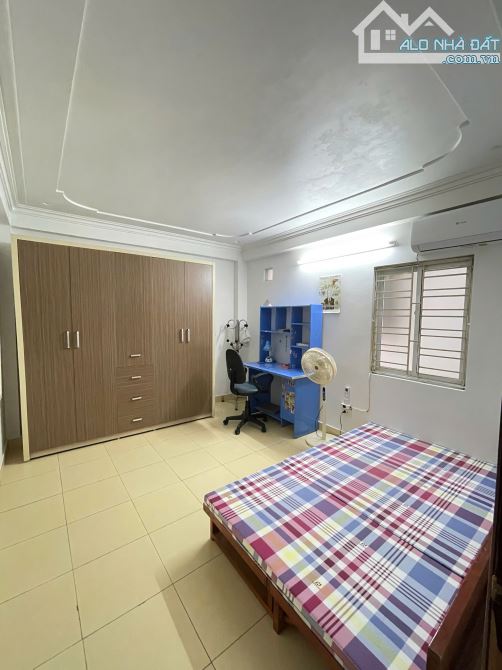 Cho thuê nhà tuyến 2 văn cao , 50M2, 3 TẦNG 3 NGỦ FULL 8TRIỆU - 6