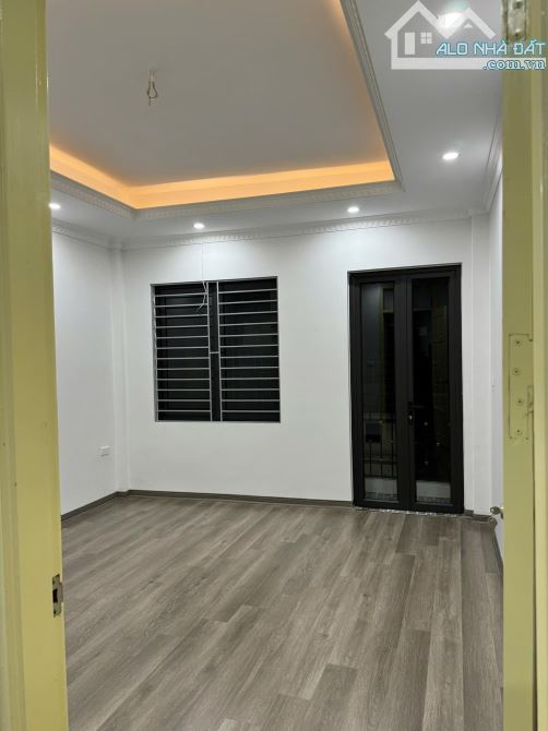 Cần bán gấp nhà phố Trần Thái Tông 40m2, 5T, ngõ thông,ô tô kinh doanh, - 6