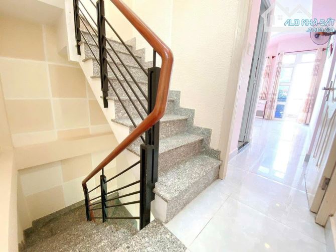 Hẻm 6m, ngay Hoà Bình, Tân phú gần đầm sen nước. 52m2/ 1Tỷ 950, sổ sẵn công chứng ngay - 6